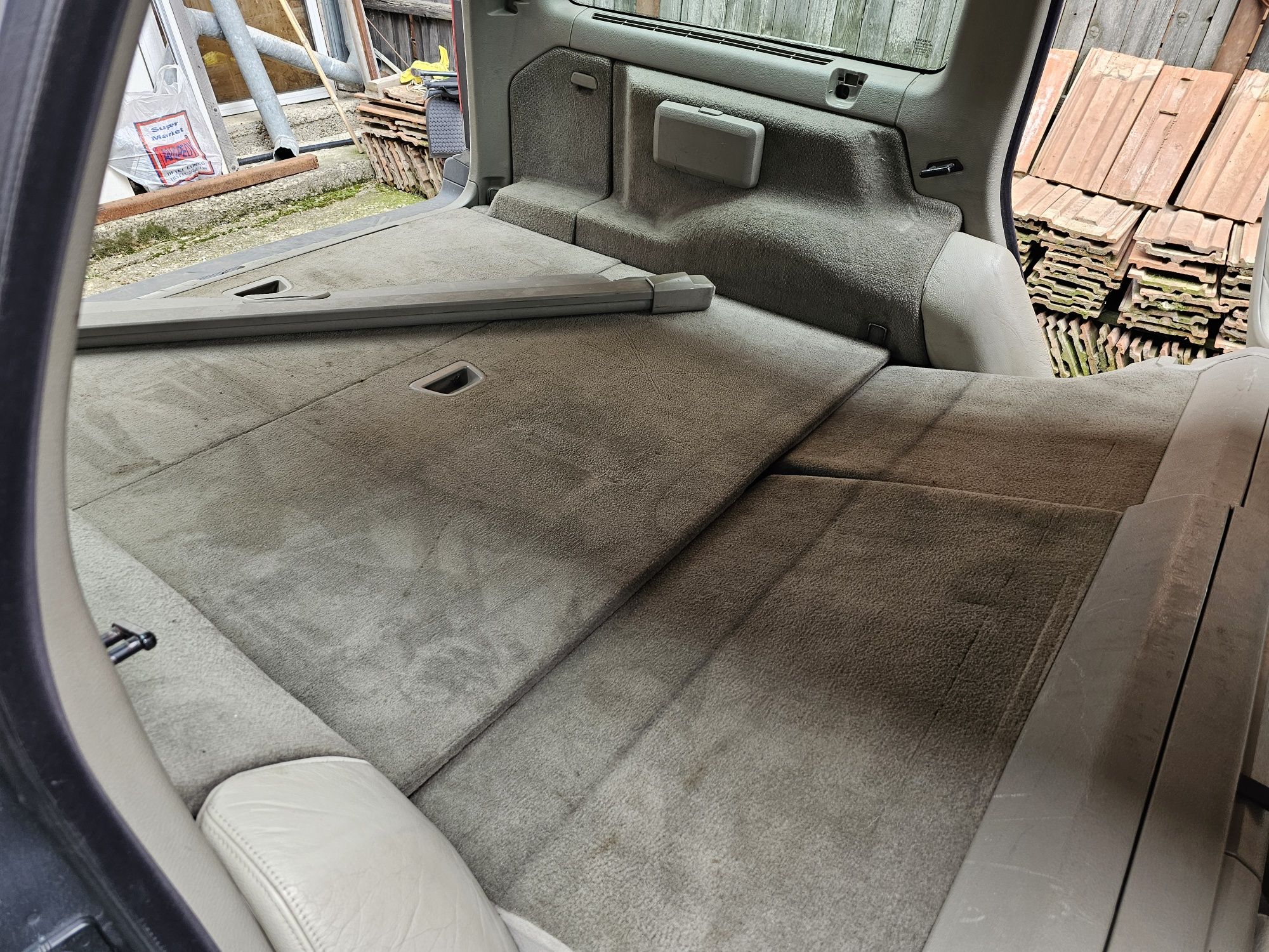 Volvo V70  Diesel 2400 cm³ 130 CP