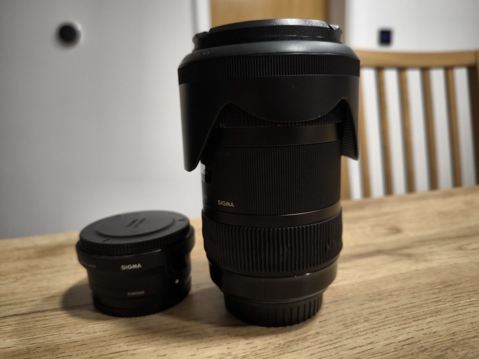 Sigma Art 18-35 F1.8 Și adaptor Sigma MC11