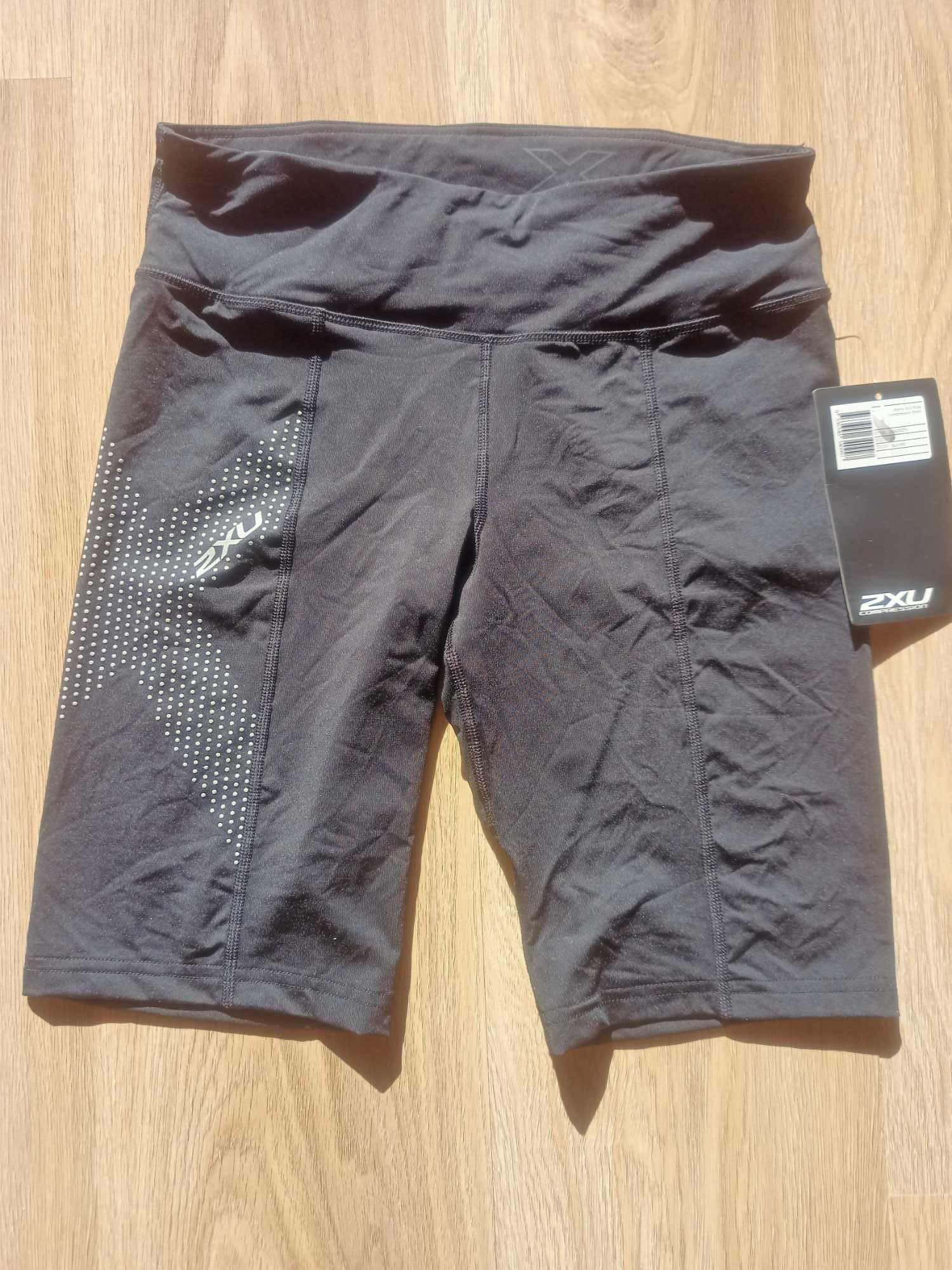 Дамски къс клин 2XU
