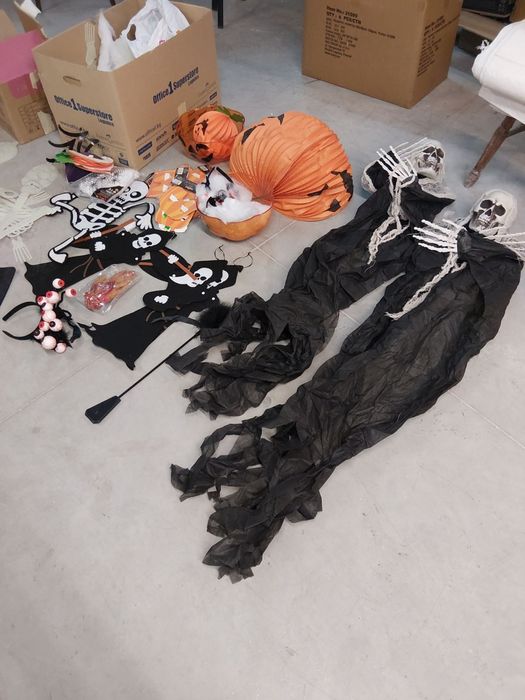 Продавам украса за хелоуин