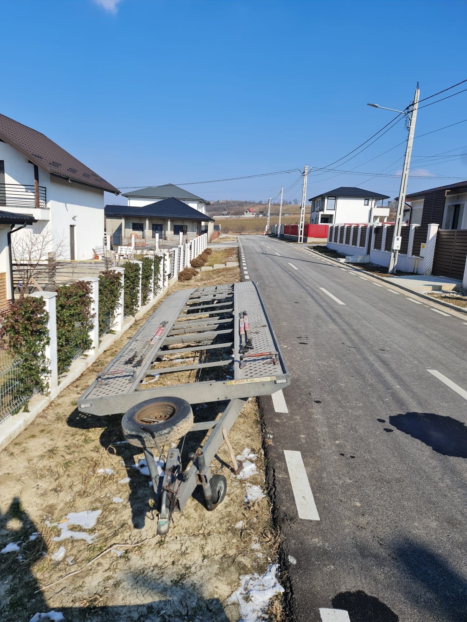Închirieri platforme autode la 4m la 8.5m/tractări orice tip auto