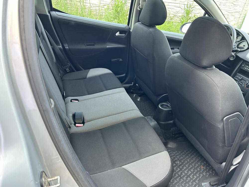 Peugeot 207 An 2009