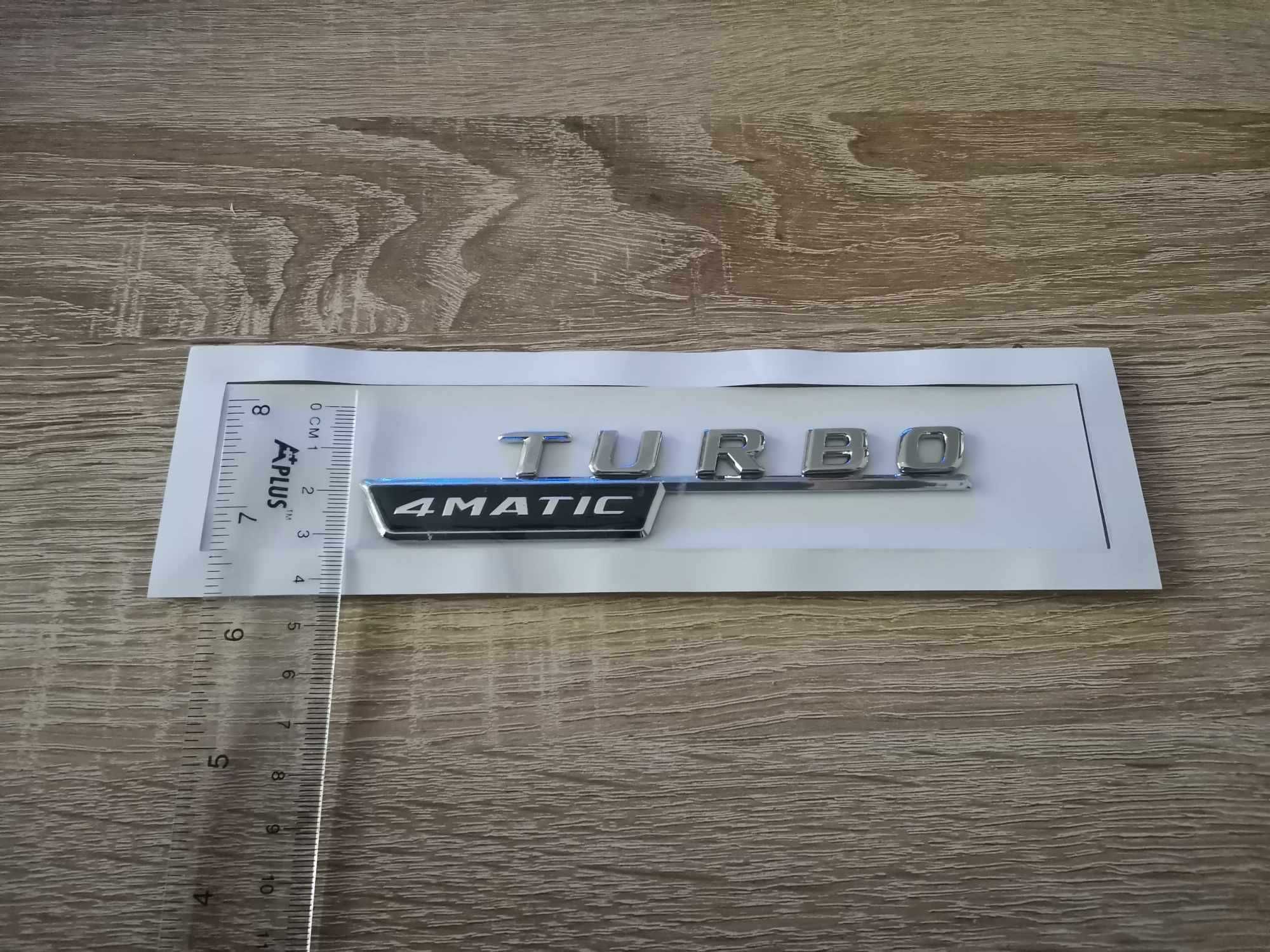 сребрист надпис Mercedes Benz Turbo 4Matic