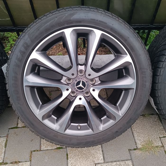 Roți originale Mercedes E Klasse R18
