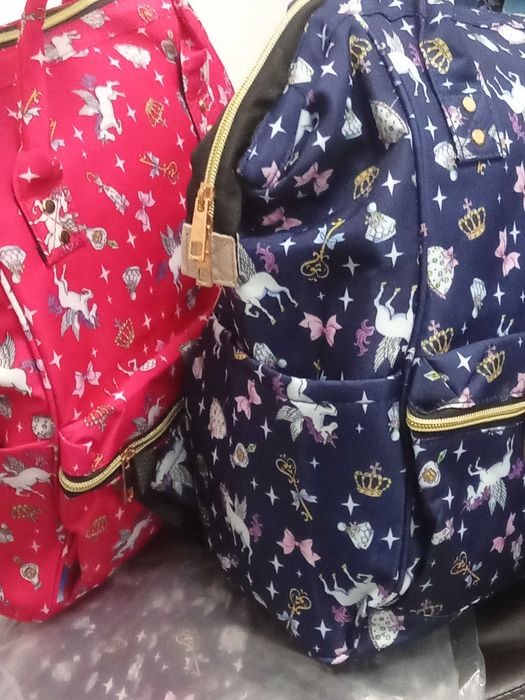 Нови раници в 3 цвята - 12 лв.