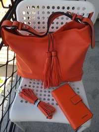 Страхотна дамска чанта и портмоне в оранжев цвят