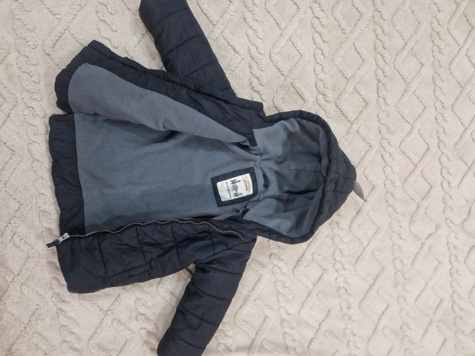 Geaca LC WAIKIKI pt 2-3 ani