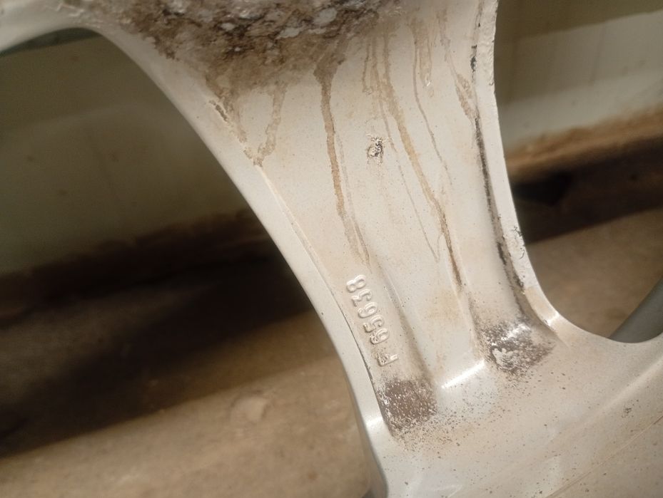 Jante BORBET Ford Kuga R16