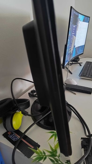 Monitor 22" INCH BENQ