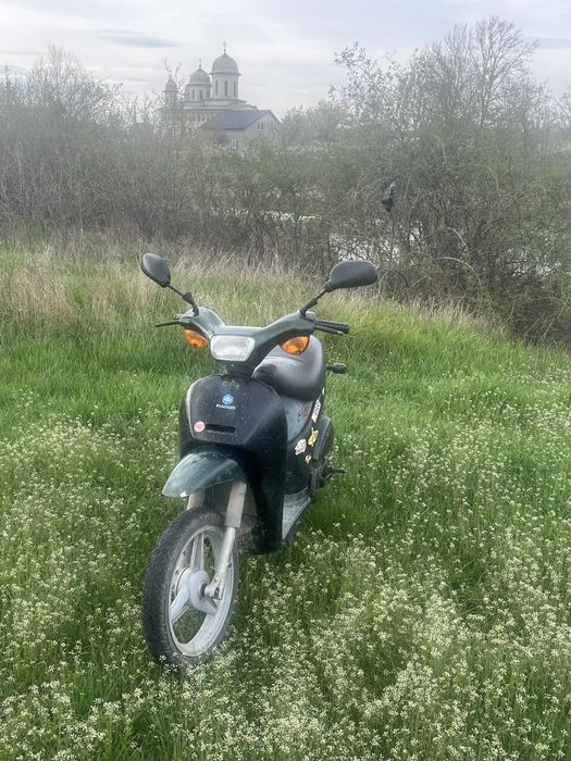 Vand/schimb scuter piaggio free 49cm