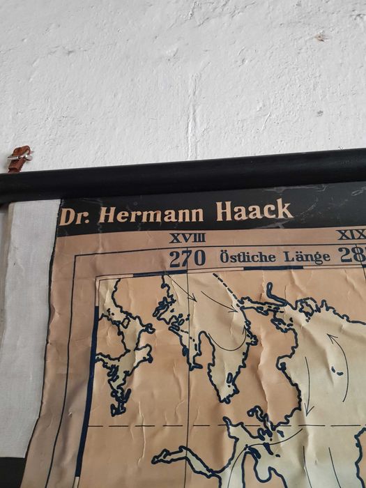 Harta foarte veche(1950),"Dr.Hermann Haack"!
