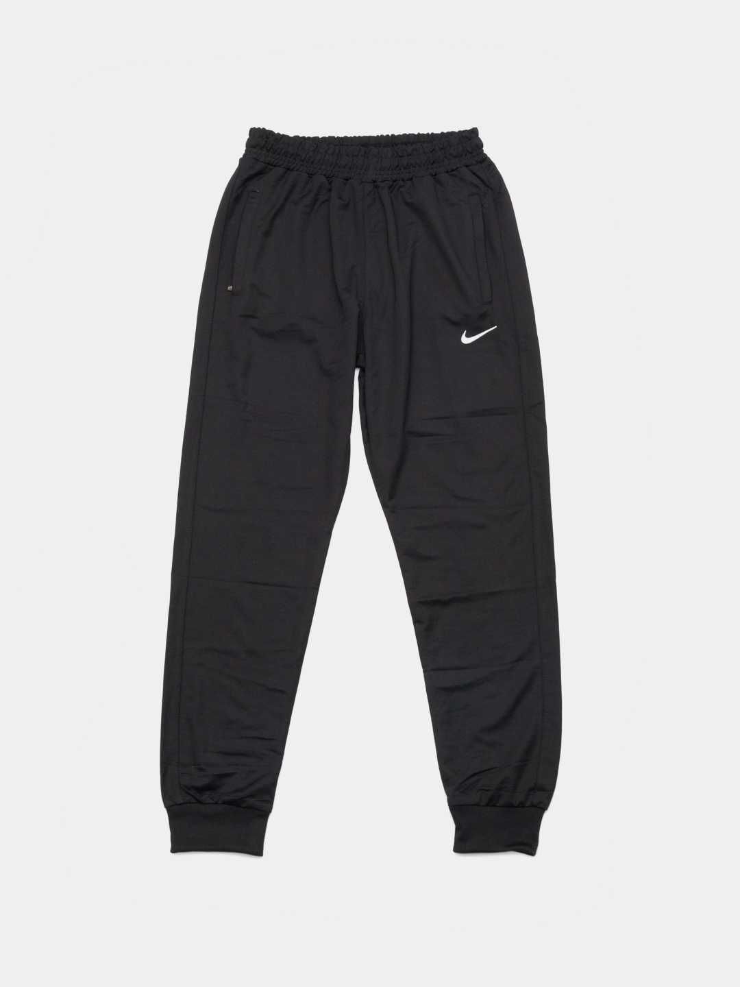 Спортивный мужской костюм Nike