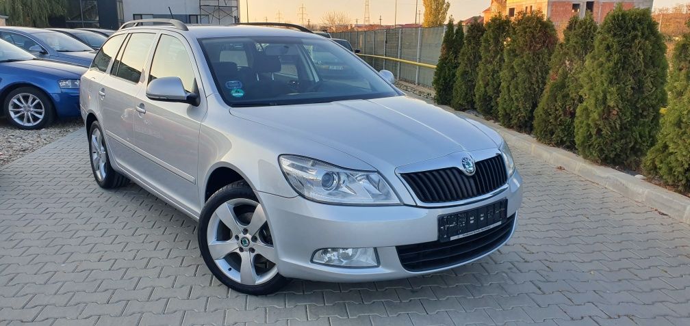 Vand Skoda Octavia Facelift 1.4 TSI DSG Automata 2012 RATE Import DE