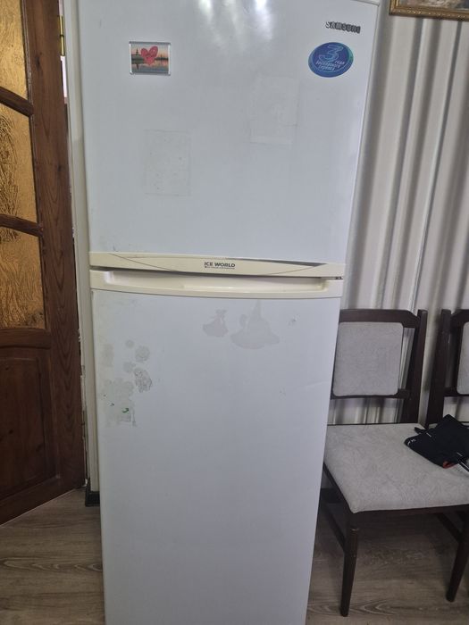 Холодильник Samsung,б/у в хорошем состоянии