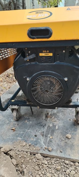 Generator KIPOR KGE12E