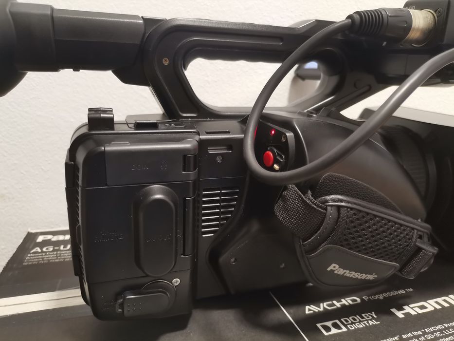 Panasonic AG-UX90