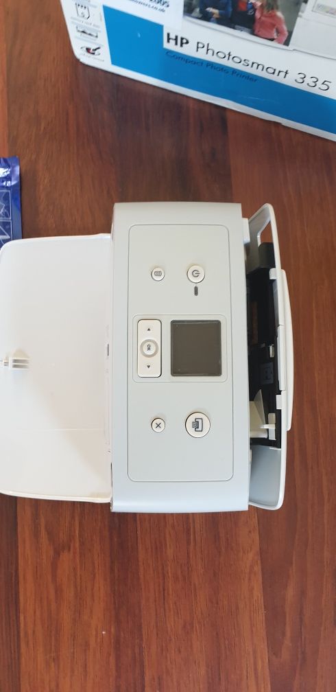 Compact foto printer