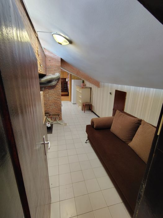 Ателие,таван под наем