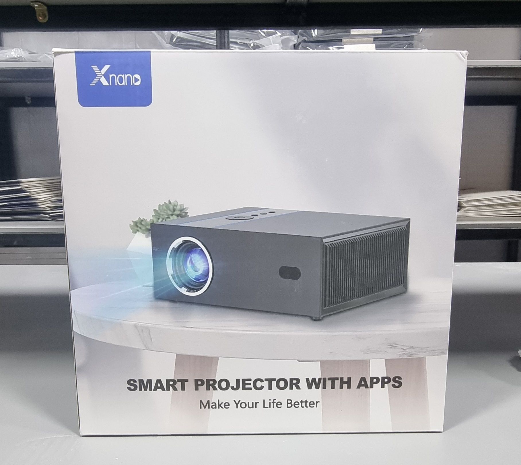 Proektor  Xnano X6 H716 Android 2/K 4/K   белый чёрный