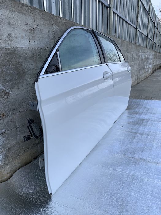 Usi stânga / Usa stânga fata / Usa stânga spate BMW Seria 5 F10 F11