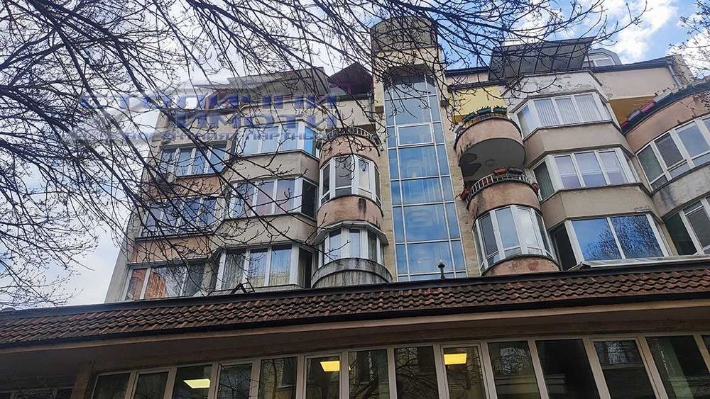 Продава се Двустаен апартамент в София, Център - 69 кв.м за 2232 €/кв.м - Снимка #5