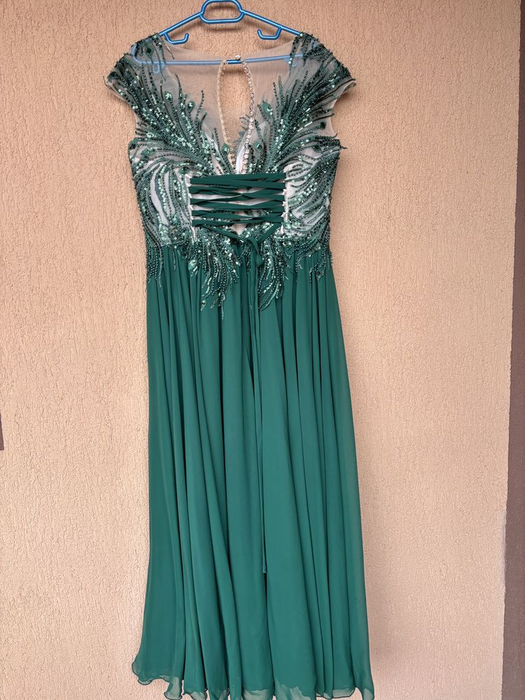 Rochie seara realizata la comanda verde