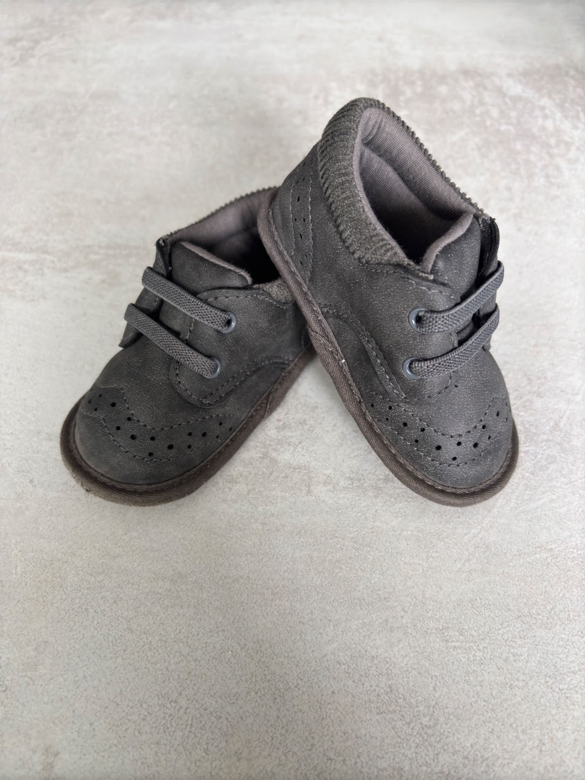 Детски обувки Puma, Clarks, Next