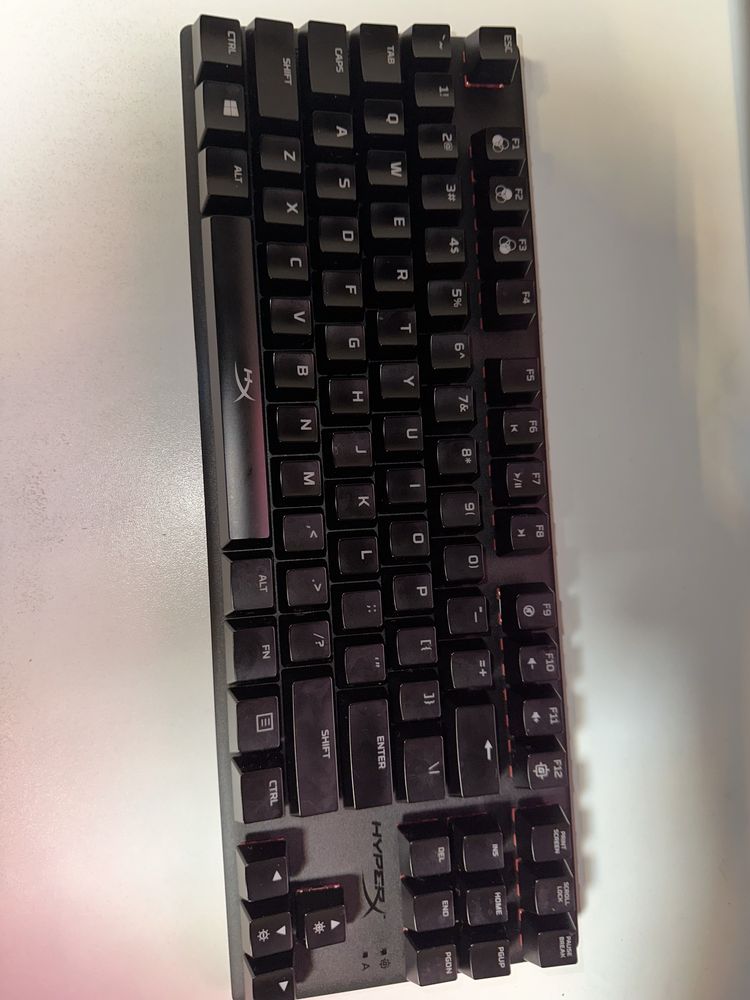 Vand Tastatura HyperX