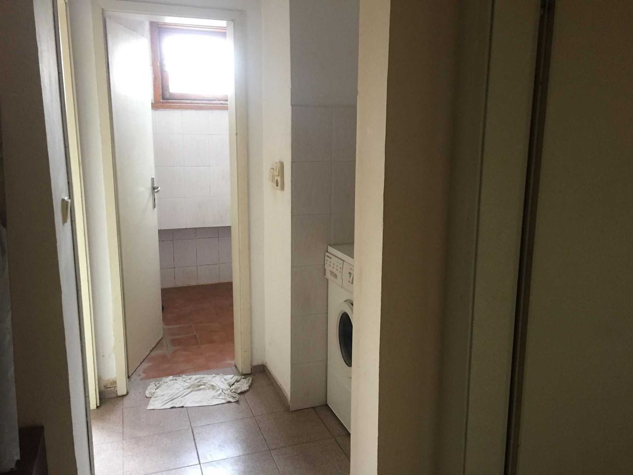 Дава се под наем Тристаен апартамент в Пловдив, Централна гара - 88 кв.м за 316.2 € - Снимка #5
