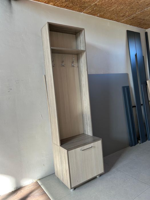 Продам прихожую в зоршем состоянии