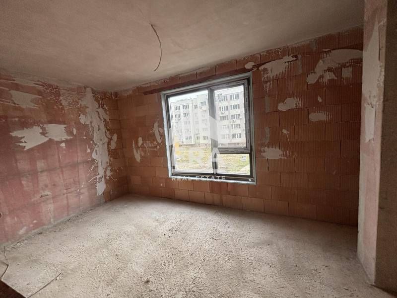 Продава се Двустаен апартамент в Белослав - 67 кв.м за 1015 €/кв.м - Снимка #2
