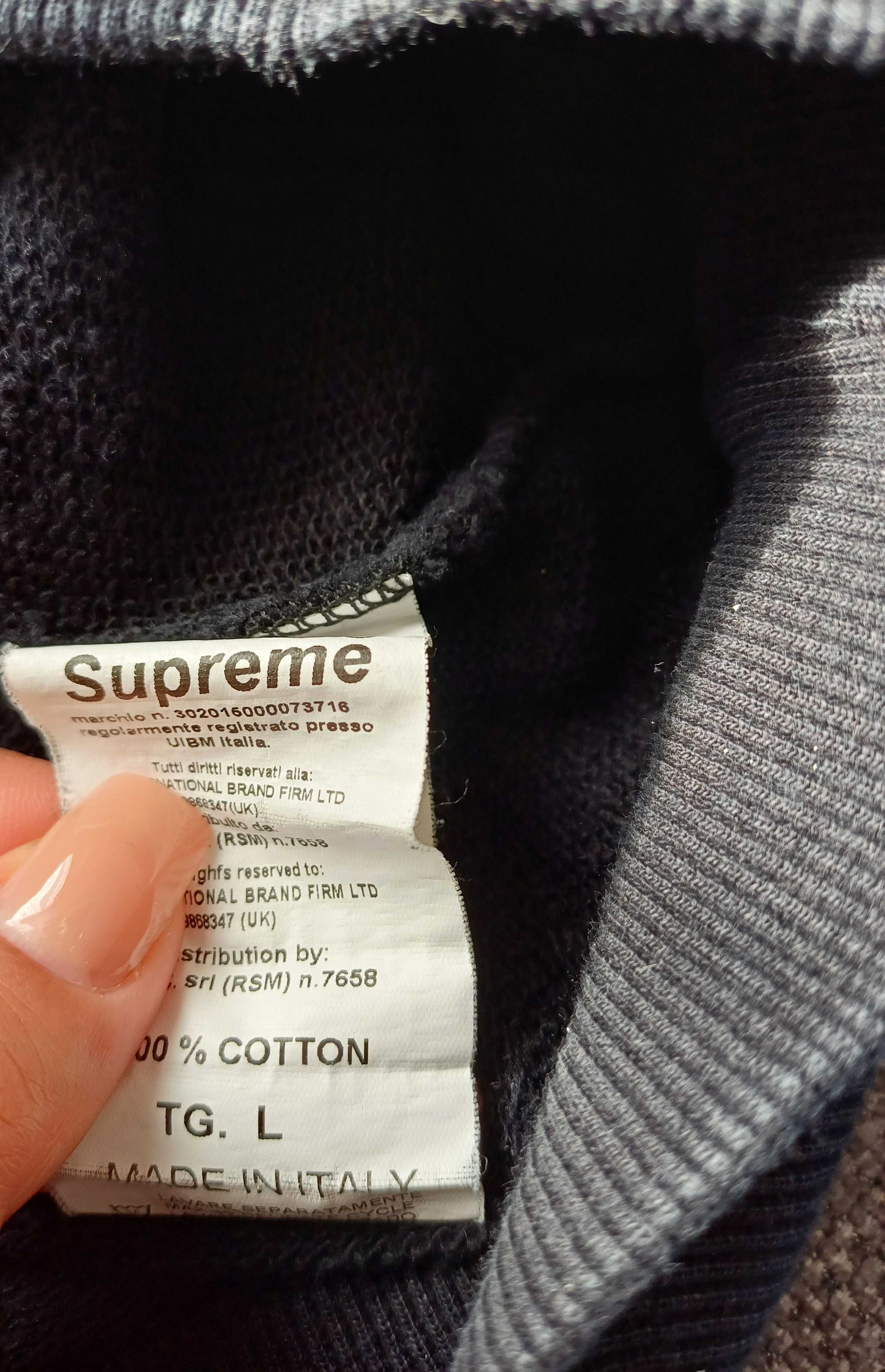 SUPREME 100% оргинален суичър без нито една забележка