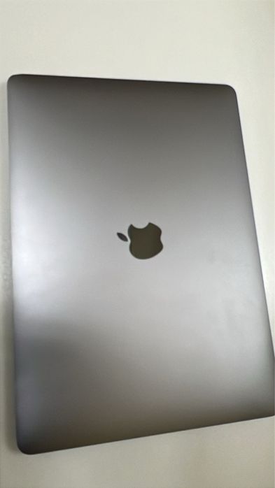 macbook pro 2021 14"