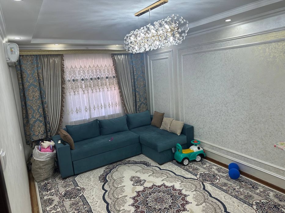 Продается квартира uy soyiladi