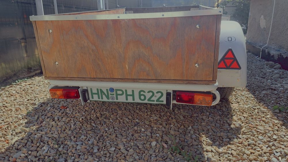 Remorca solida din Germania de 500 kg an 1994  dimesiuni 1,9/1,05 m