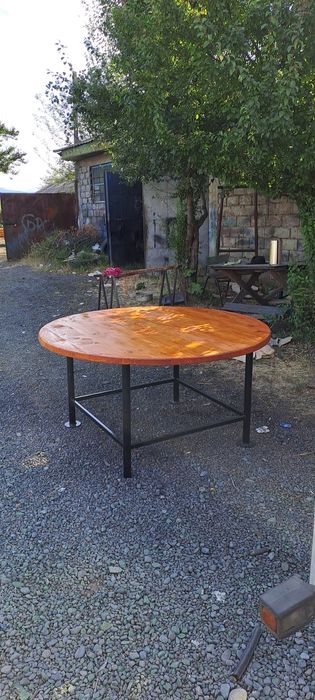 Masă rotundă  rustica