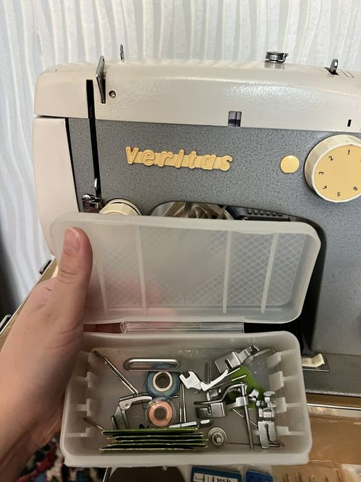Швейная машинка Veritas