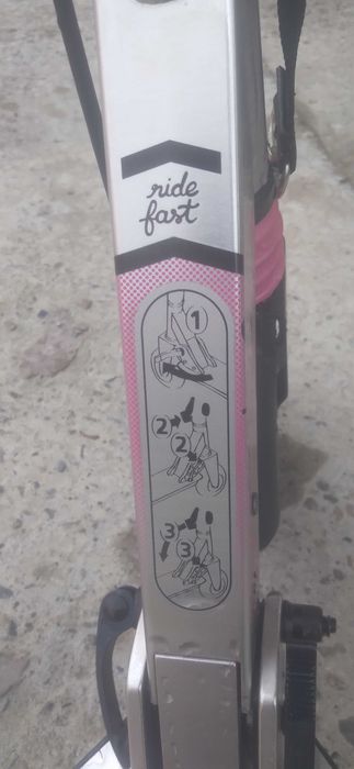 Trotineta oxelo 9 ,nu este electrica