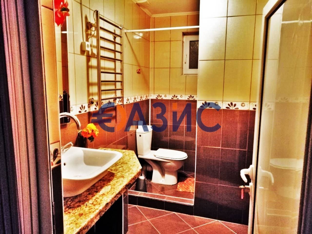 Къща в центъра на С. Кошарица-445 кв.м.+двор 1146 кв.м., Общ. Несебър,