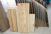Vindem Blaturi din lemn masiv de pin pentru spatii de lucru sau mese.