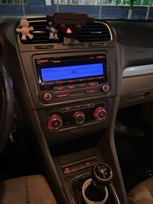 Vand Golf 6 1.6 benzina