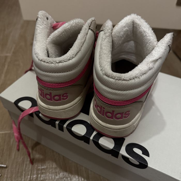 Маратонки зара/адидас/skechers