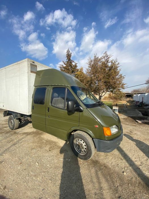 Ford 1999 xolati yaxshi