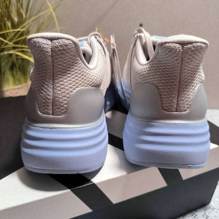 Pantofi sport dama Adidas UltraDream Bold