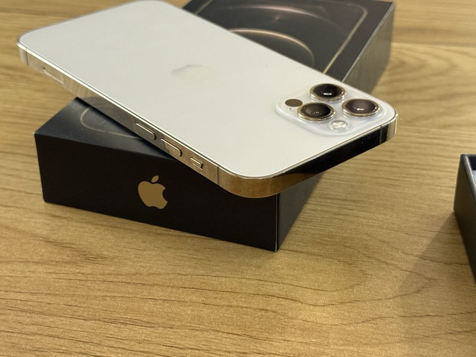 Бартер 100% iPhone 12 Pro 256гб златен