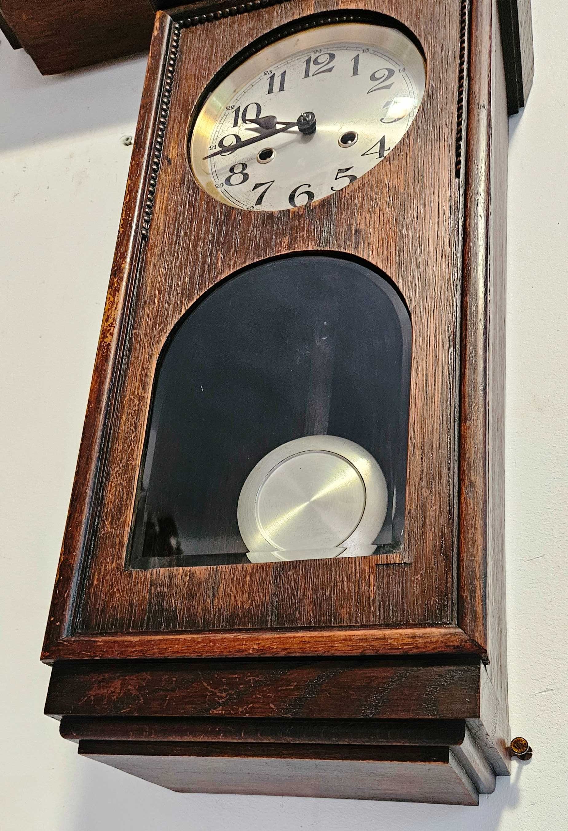 Ceas de perete cu pendula anii 40