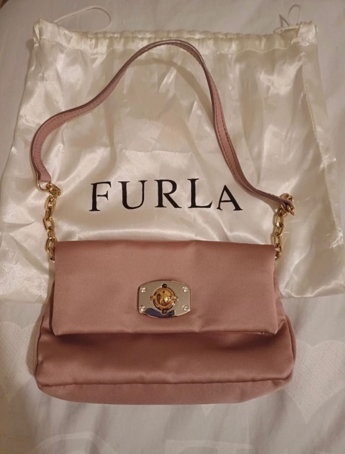 Furla Satin Rose елегантна клъч чанта