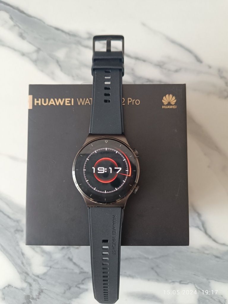 Продам часы Huawei watch gt2 pro