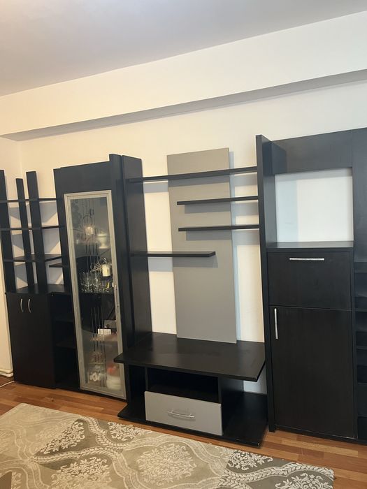 Mobila sufragerie plus un sifonier