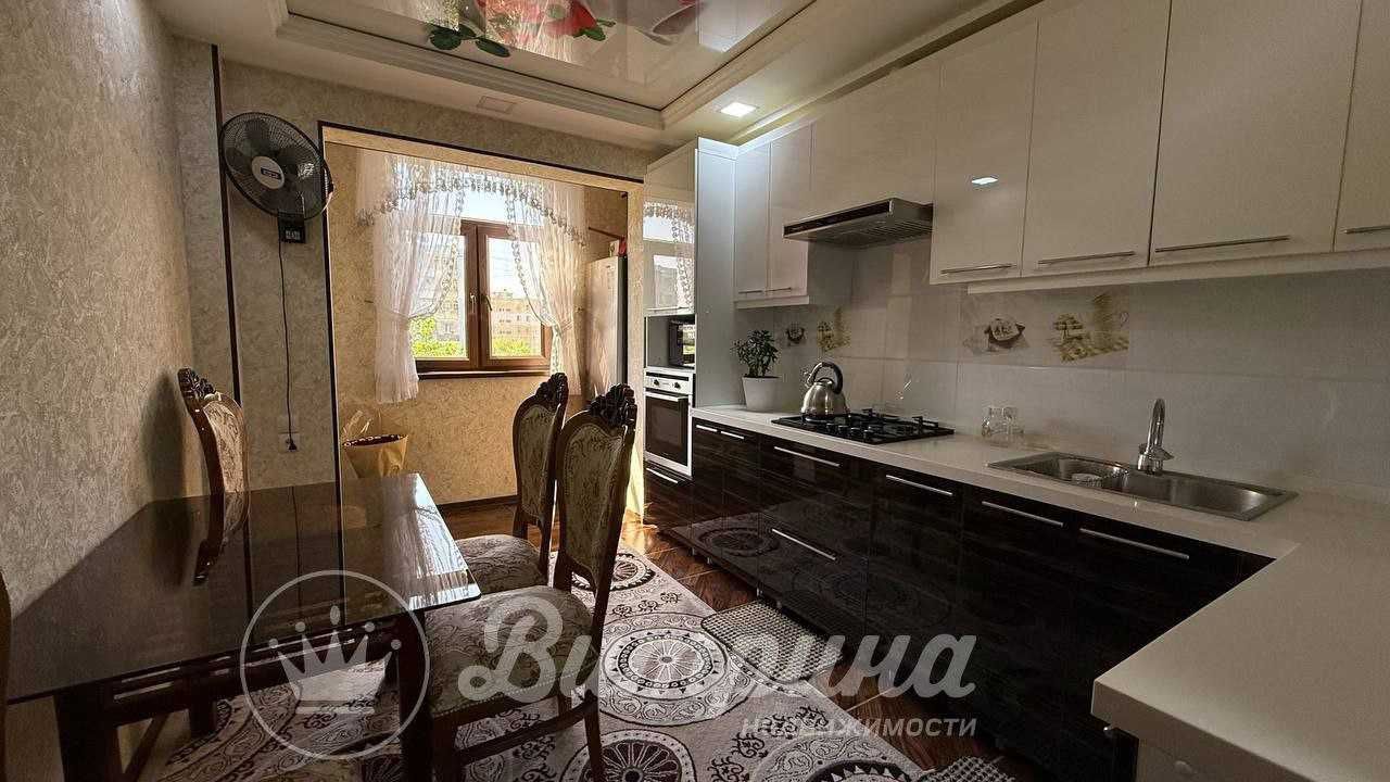 2 х комнатная квартира на Яшнабадском районе ориентир Циалковский.